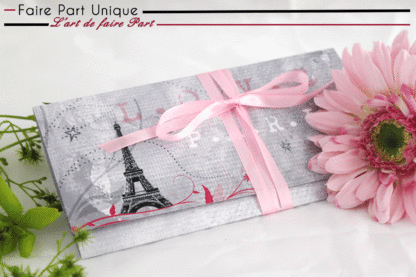 Echantillon faire part romantique Paris